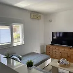 Roko Lägenhet Trogir
