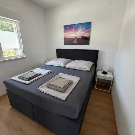 Apartamento Roko Trogir